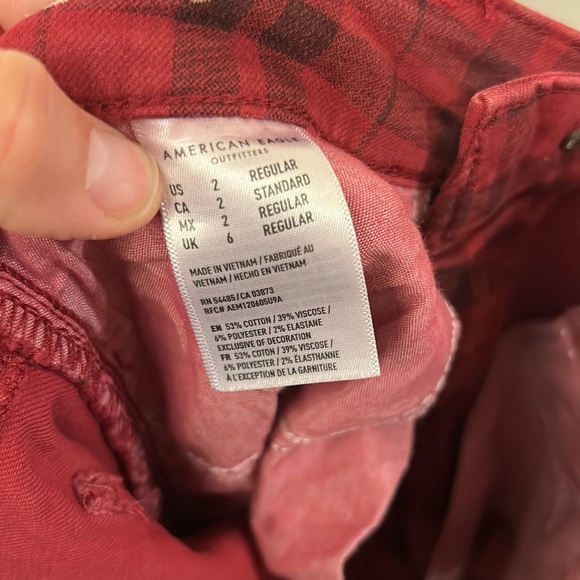 American Eagle Women’s Red Plaid Jeggings Size 2 - Picture 8 of 8